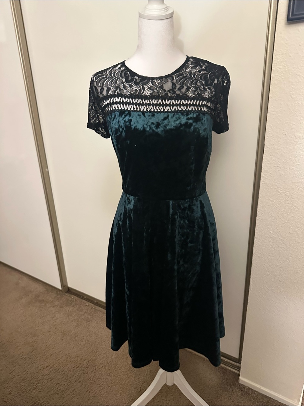 Signature by Sangria Dark Teal Velvet Fit-and-Flare Dress with Black Lace Yoke